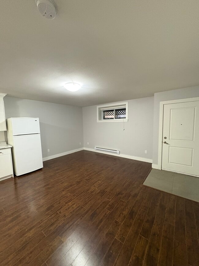 Building Photo - 7645 210 St