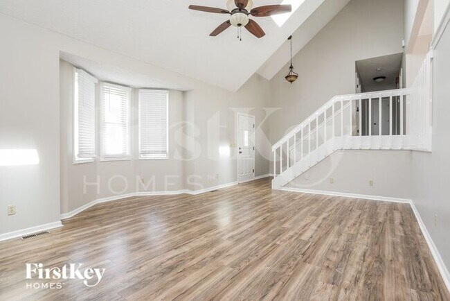 Foto del edificio - 8321 N Highland Ave