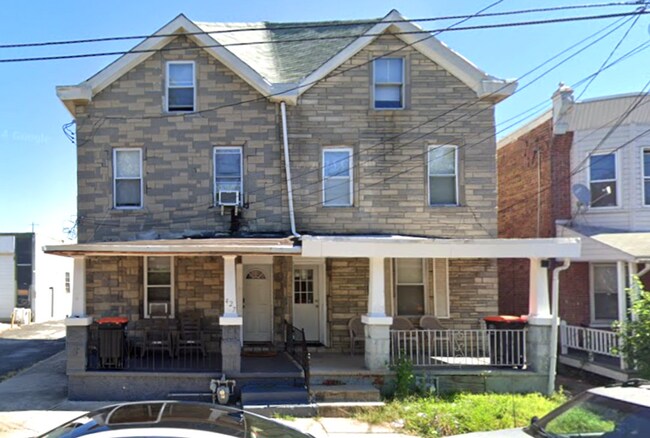 Foto del edificio - 425 Highland Ave