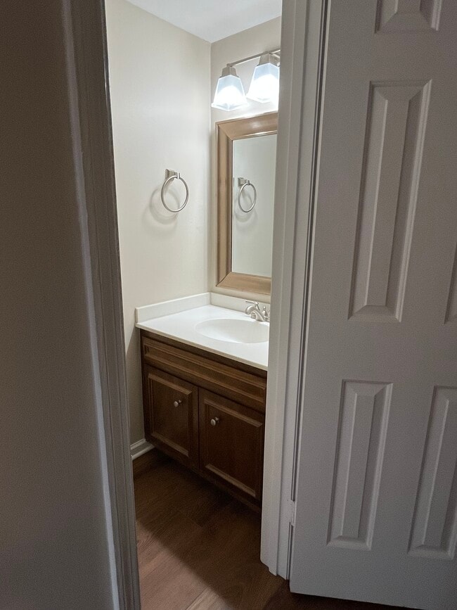 Downstairs half bathroom - 5750 Brentwood Trace