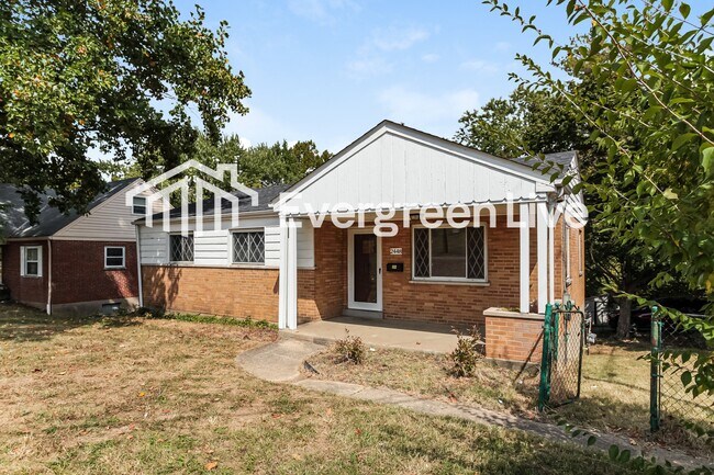 Foto del edificio - 2448 Banning Rd