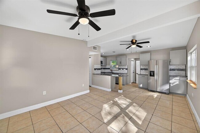 Foto del edificio - 2245 17th Ave S