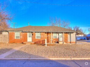 Building Photo - 900 Borum Pl