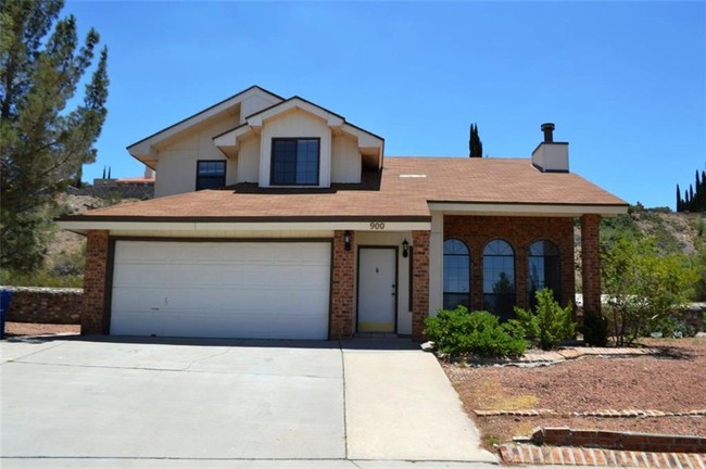 Building Photo - 900 Mark Wallace Ln