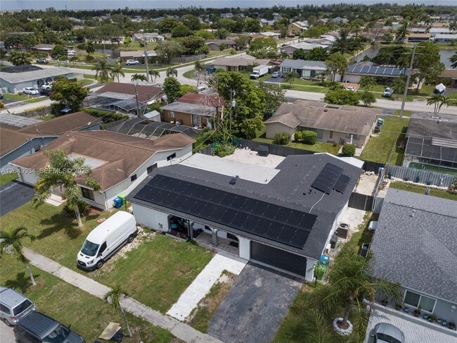 Foto del edificio - 12021 NW 29th Pl
