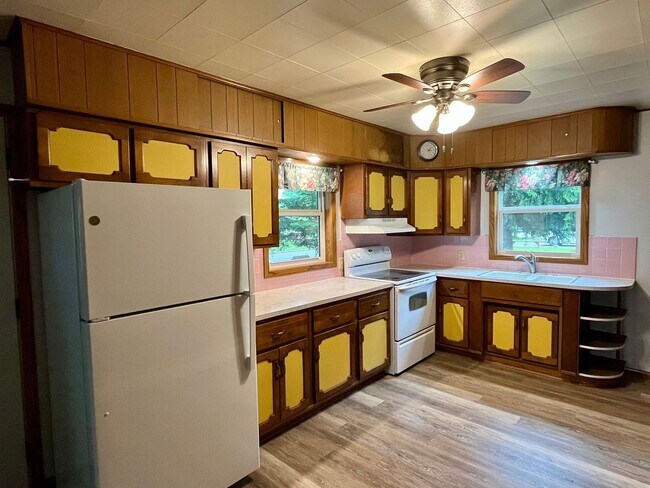 Foto del edificio - 2 Bed 1 Bath Single Family Home in Colby