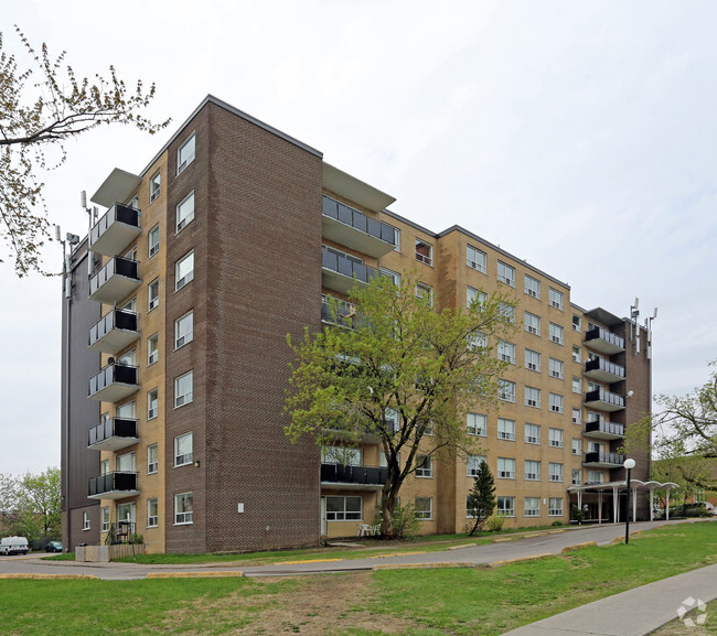 Building Photo - Kirsh Apartments