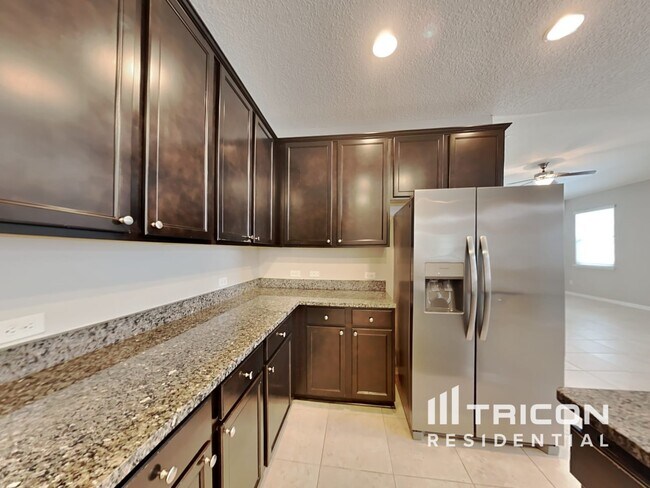 Foto del edificio - 13782 Goodson Pl
