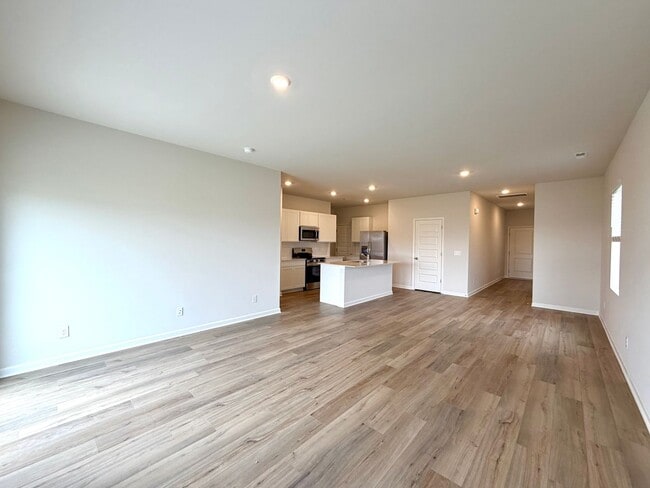 Foto del edificio - 900 Moray Ln