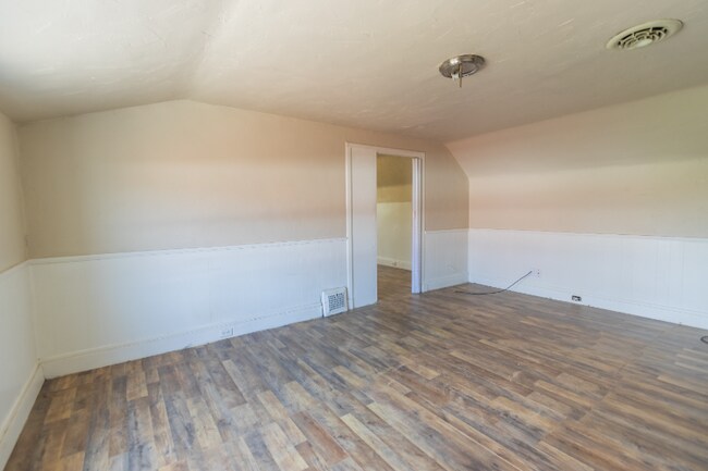 Foto del edificio - 837 Wayside Rd