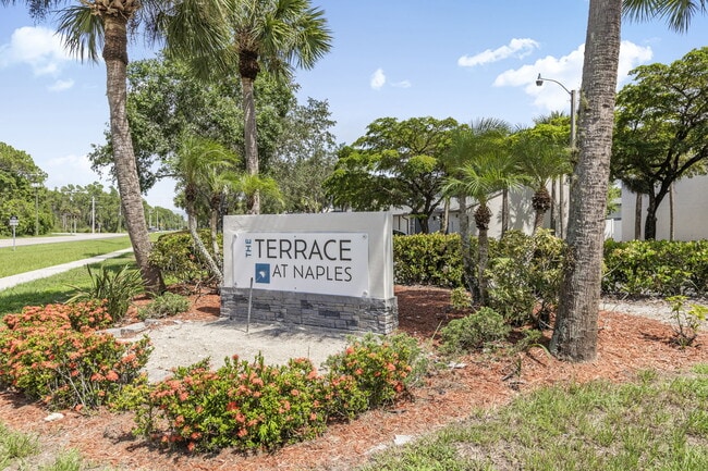 Building Photo - Terrace at Naples Townhomes
