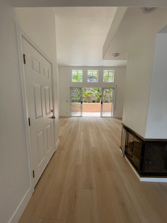 Building Photo - 4347 Freedom Dr