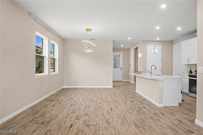 Foto del edificio - 10288 Bonavie Cv Dr