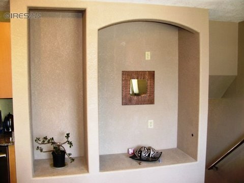 Building Photo - SUNNY 2 Bed, 2 Bath Townhome in Lafayette - Available July 5th