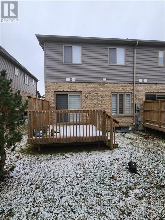Photo du bâtiment - 786 Cedarpark Way