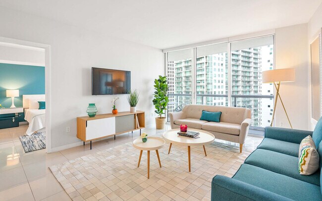 Building Photo - 485 Brickell Ave