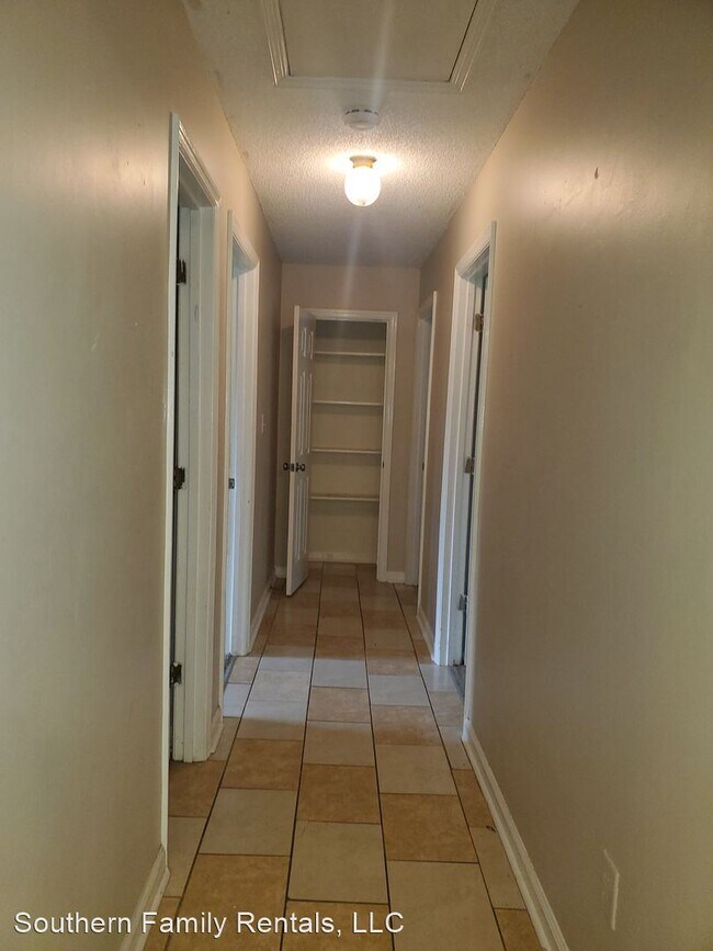 Building Photo - 3 br, 2 bath House - 627 Ed Beckham Rd