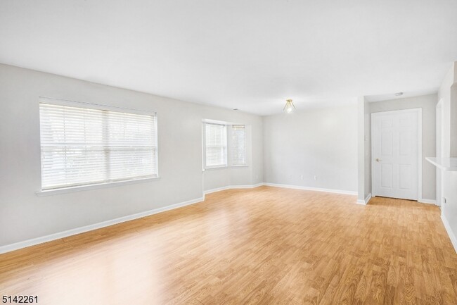 Foto del edificio - 4 Mountain View Ct