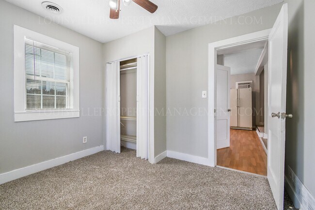 Building Photo - 4412 Bellevue Ave