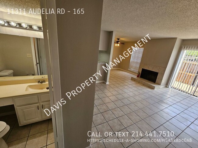 Foto del edificio - 2 story condo, cov parking, patio, full wa...