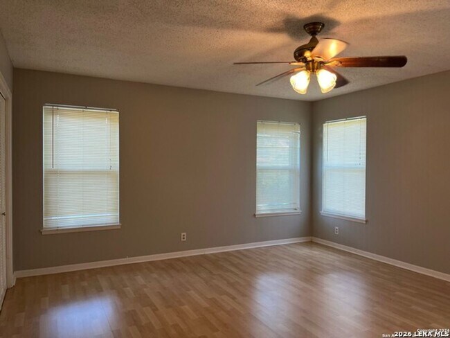 Foto del edificio - Move-in Special: First full month of rent FREE with a 2-year lease.