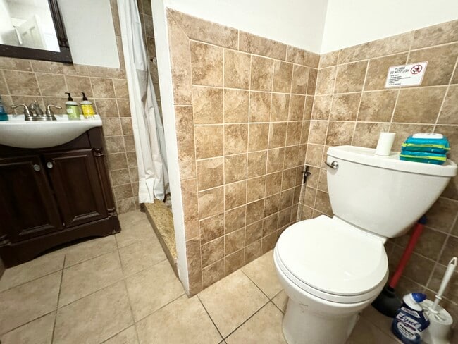 Building Photo - 29 Sumner St