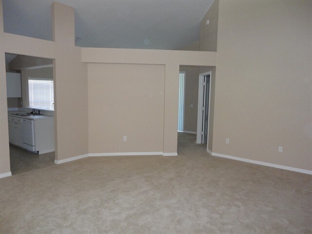 Building Photo - 3828 Bellewater Blvd