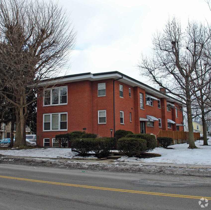 Primary Photo - 161-163 W 2nd St