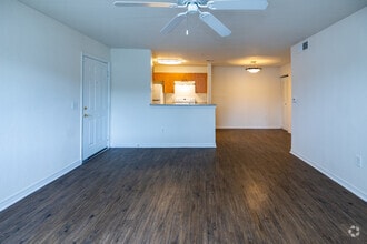 Interior Photo - Mission Pointe
