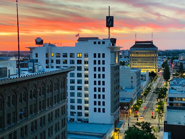 Foto del edificio - 1060 Fulton St
