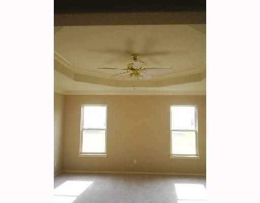 Foto del edificio - 901 SW Summit Chase Rd
