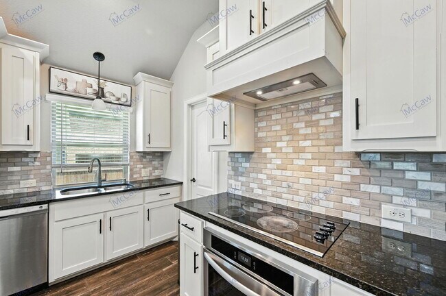 Foto del edificio - 3829 Honey Grove Dr