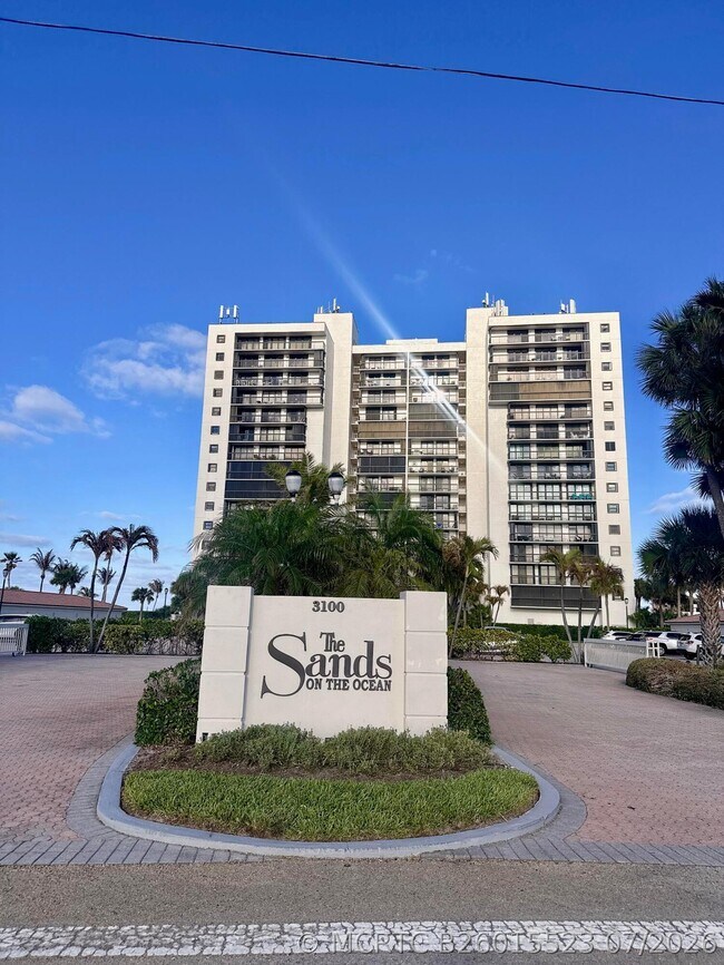 Foto del edificio - 3100 N Hwy A1A