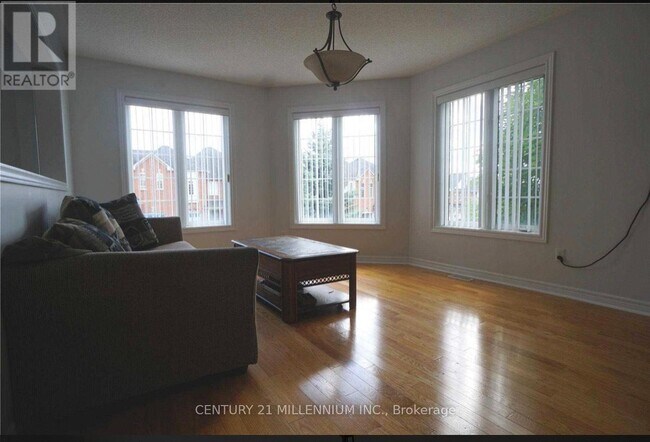 Photo du bâtiment - 23 Pefferlaw Cir