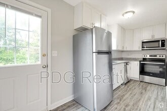 Building Photo - 12014 Morningside Dr