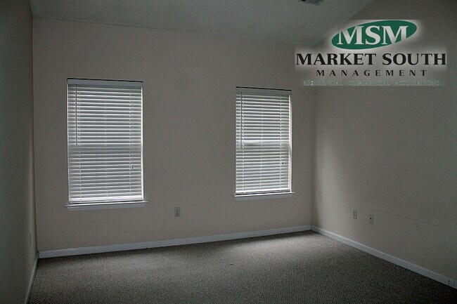 Foto del edificio - WEST CHATHAM - STONELAKE AT BERWICK