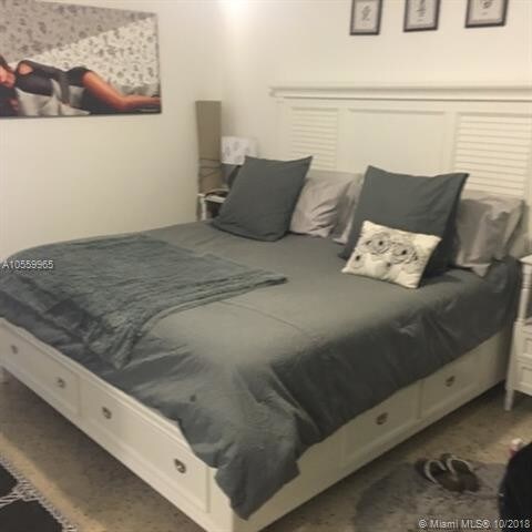 Foto del edificio - 2841 SW 24th Terrace