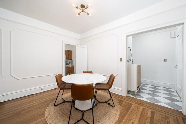 Foto del edificio - 1000 Hudson St