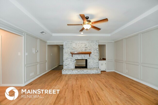 Foto del edificio - 5401 Edgewater Cir