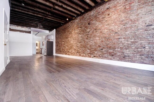 Building Photo - 1 bedroom in NEW YORK NY 10003