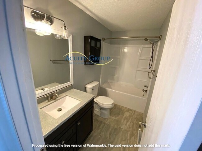 Foto del edificio - 4 Bedroom, 2 Bath Single Family Home in Monticello Available December 1st for $2200.00