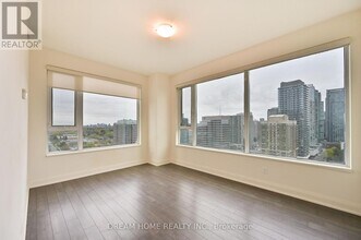 Building Photo - 68 Canterbury Pl