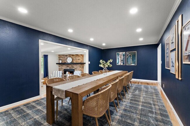 Foto del edificio - 1424 Vista Ln SW