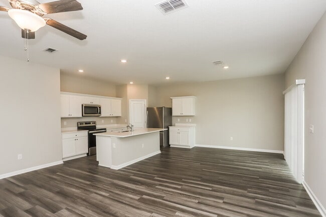 Building Photo - 964 Kelly Fern Lp