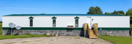 Building Photo - 165 Barbara Rd