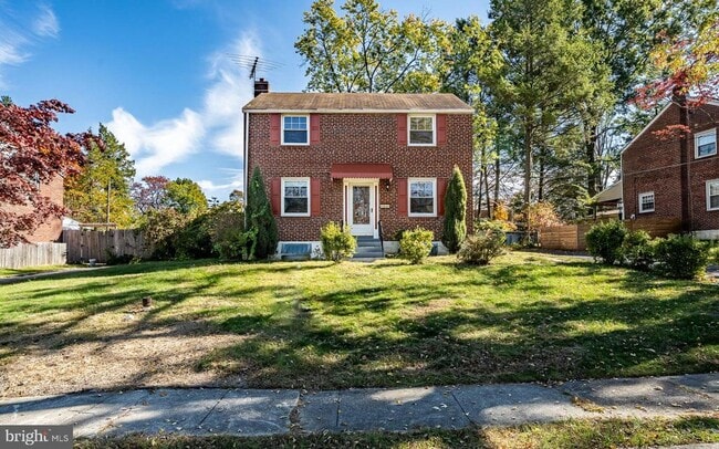 Building Photo - 33 Sterner Ave