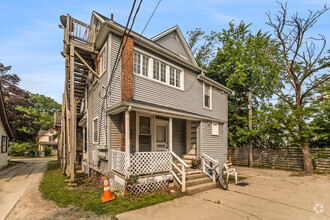 Building Photo - 1015 Packard St