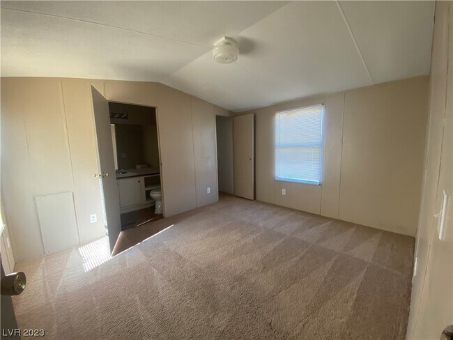 Building Photo - 90 Wilber Way
