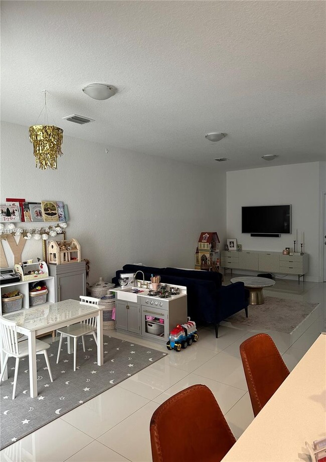 Foto del edificio - 507 SW 91st Ct