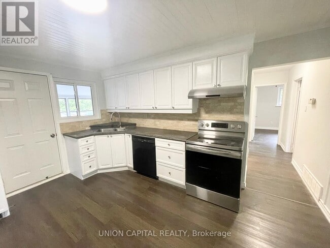 Building Photo - 117 Sherwood Forest Dr